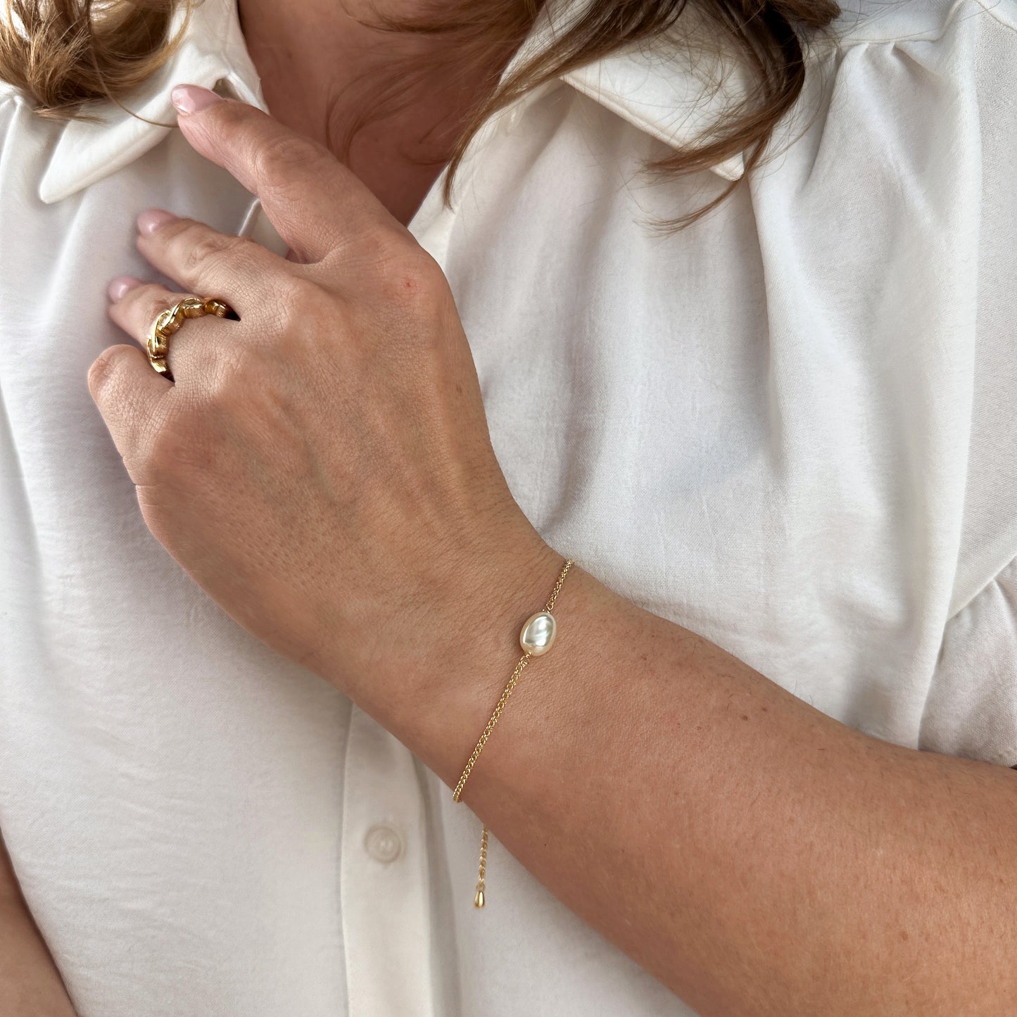18k Gold Filled Solitaire Baroque Pearl Bracelet