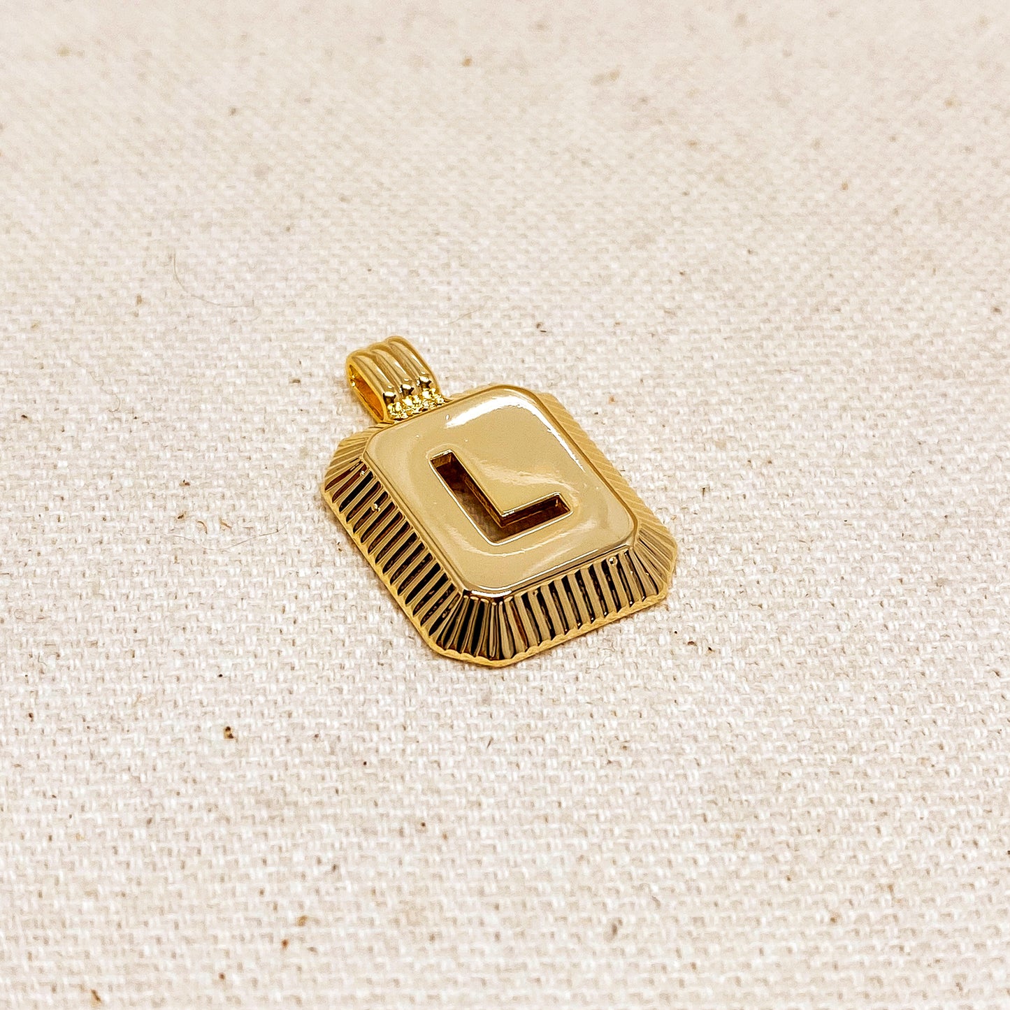 GoldFi 18k Gold Filled Initial Plate Pendant Letter L