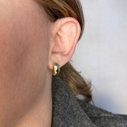 18k Gold Filled Polished Curved Small Stud Earrings