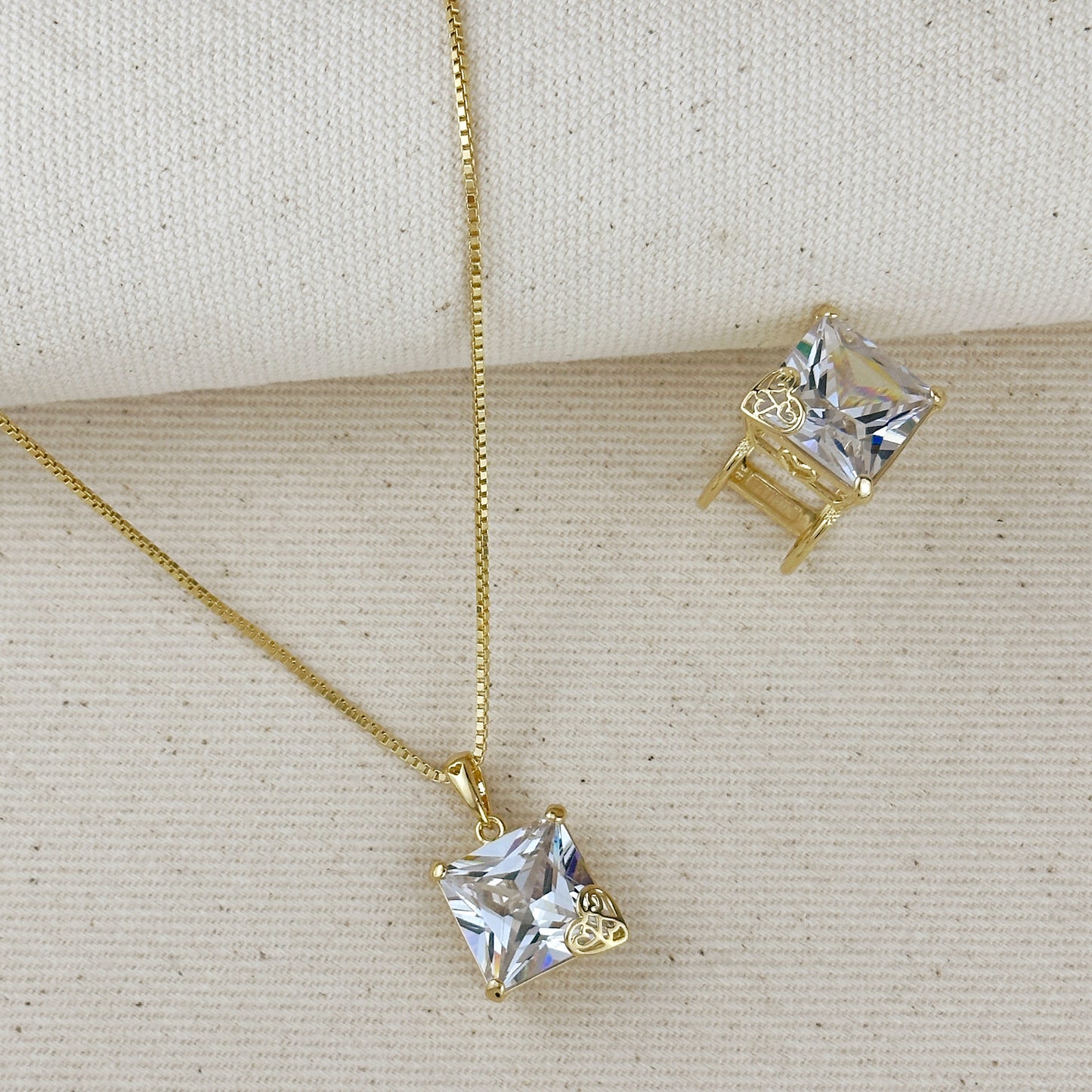 18k Gold Filled Oversized Princess Cut Necklace