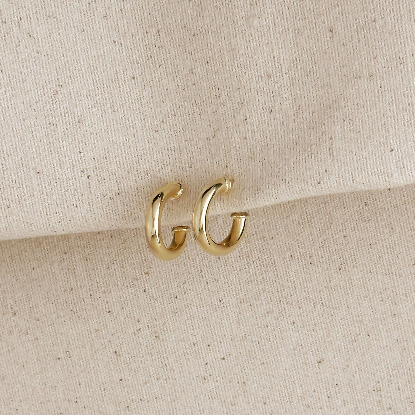 18k Gold Filled Mini Classic C-Hoop Earrings