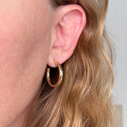 Classic Tube C Hoop Earrings