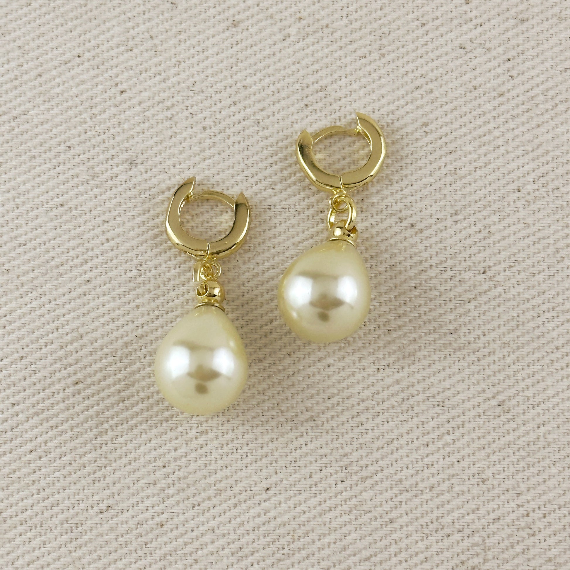 18k Gold Filled Teardrop Pearl Hoop Earrings