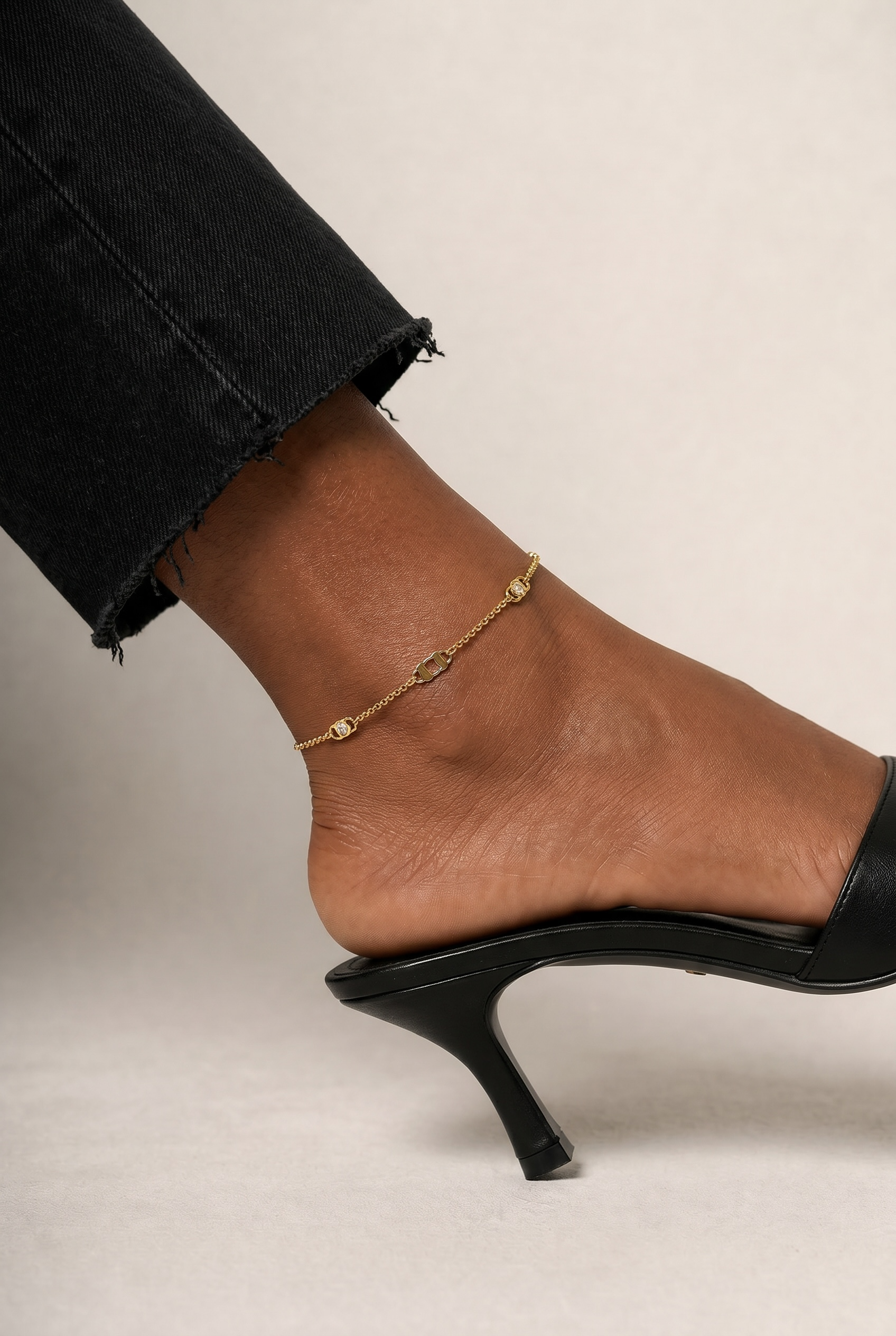 18k Gold Filled Detailed Plate & CZ Anklet
