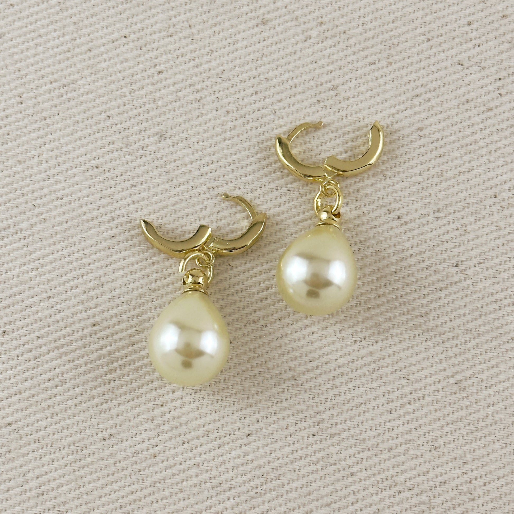 18k Gold Filled Teardrop Pearl Hoop Earrings
