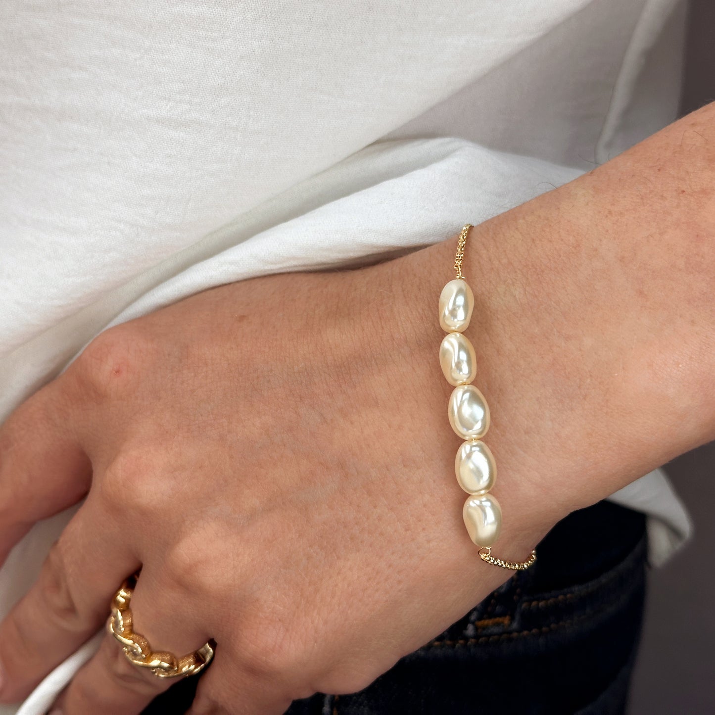 18k Gold Filled Row of Baroque Pearls Bracelet