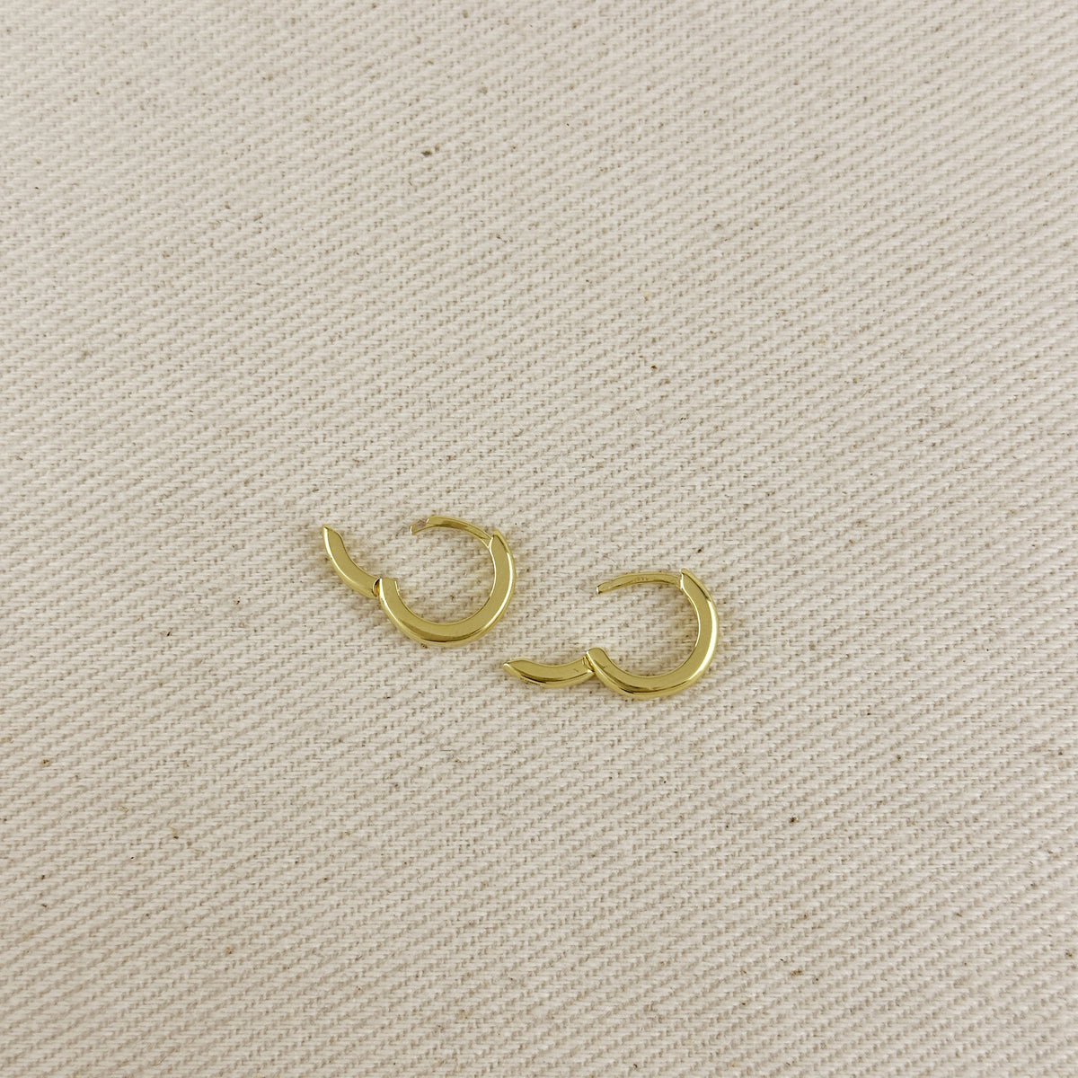 18K Gold Filled 3/4 Hinge Huggie Hoop Earrings