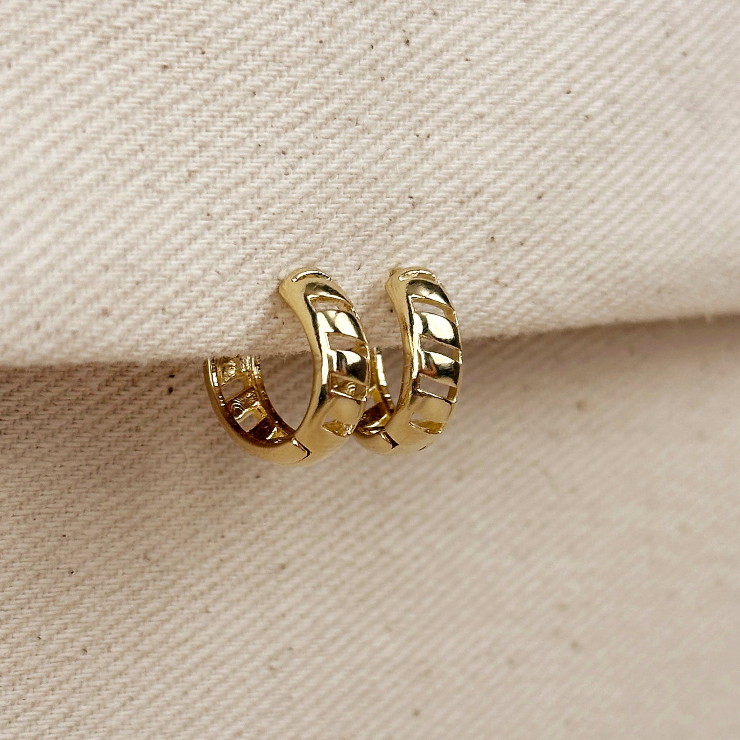 18k Gold Filled Ribbon Huggies Hoop Earrings