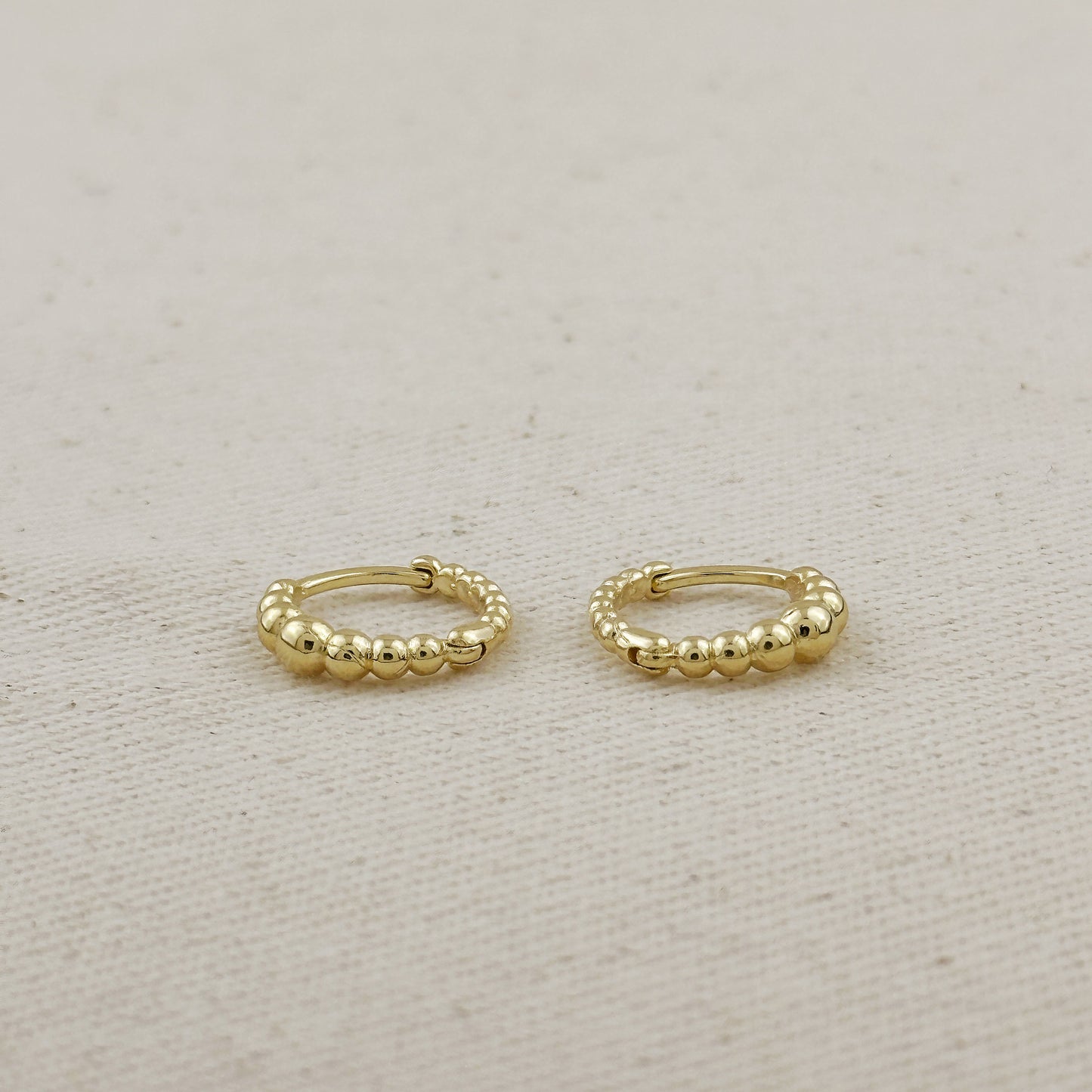 18k Gold Filled 15mm Gradient Beaded Clicker Hoop Earrings