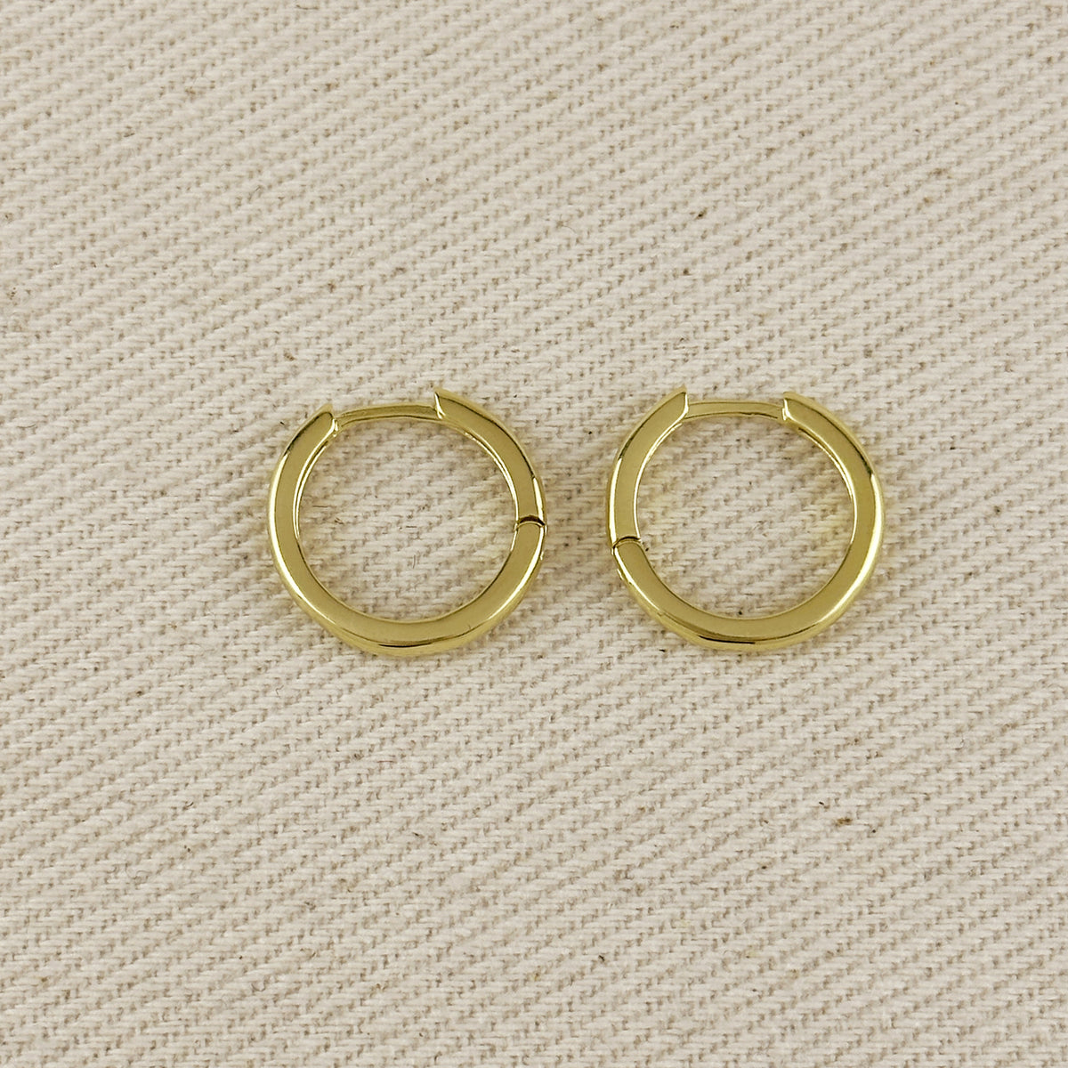 18K Gold Filled 3/4 Hinge Huggie Hoop Earrings
