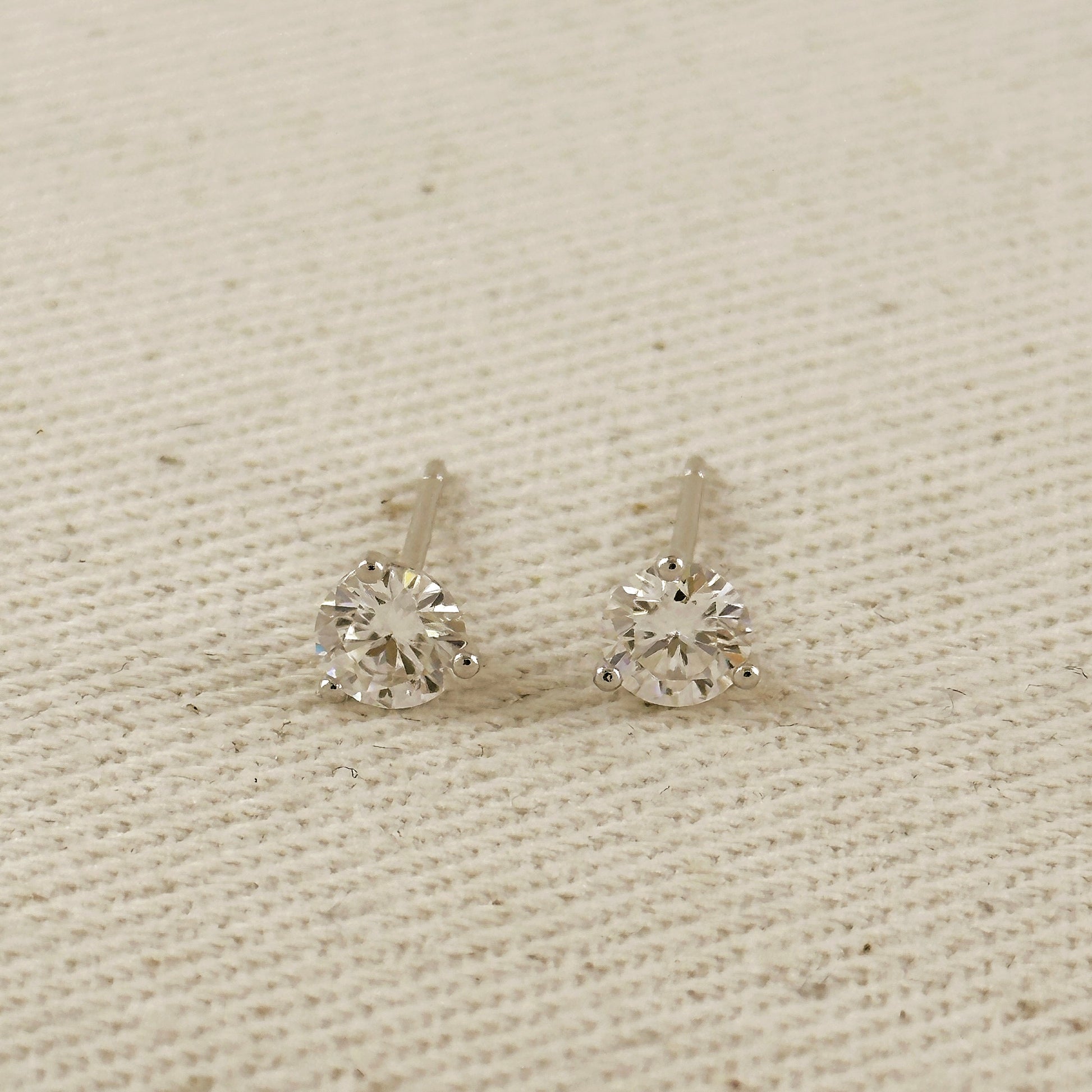.925 Sterling Silver Rhodium Plated 1.0ct Moissanite Stud Earrings