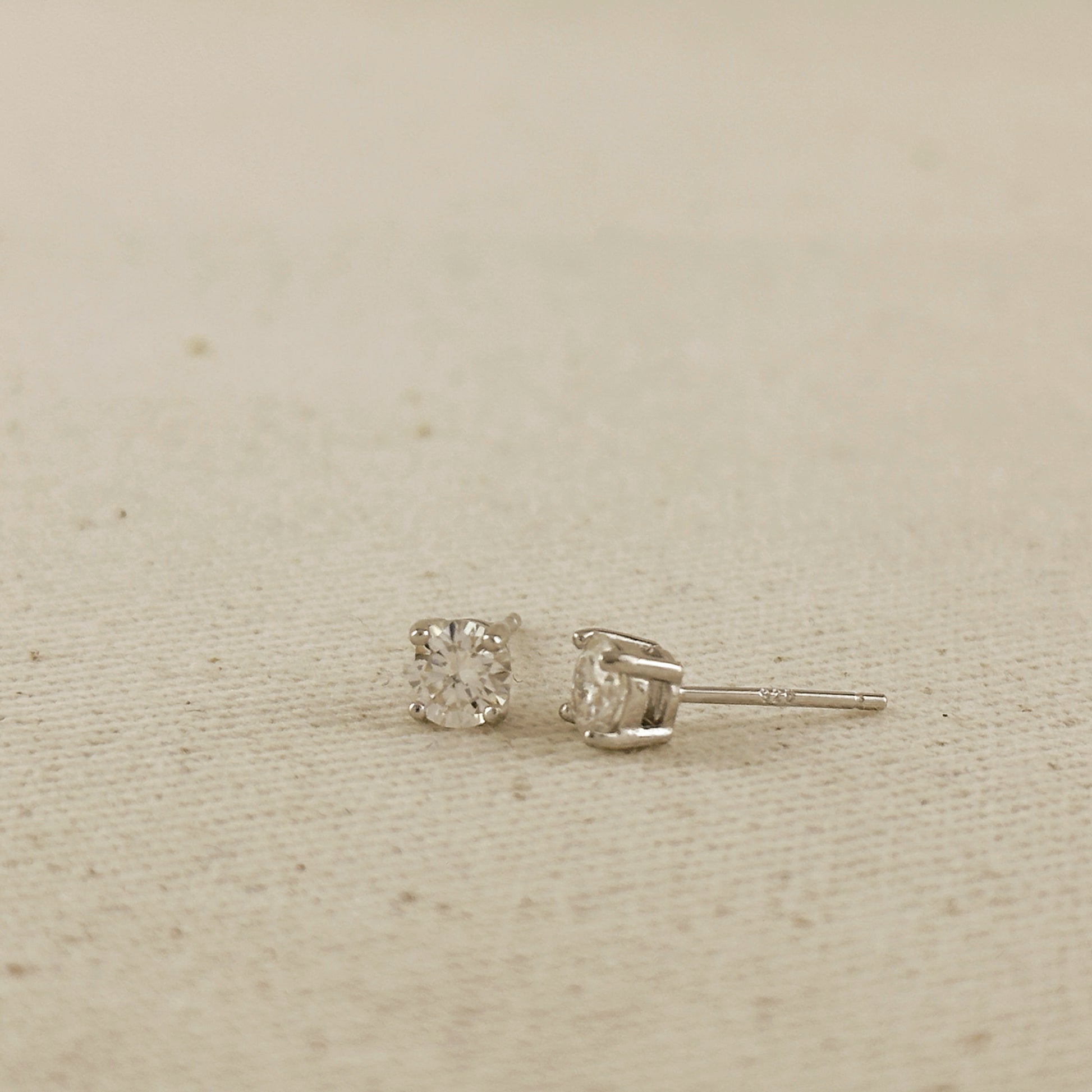 .925 Sterling Silver Rhodium Plated 5.0 mm Round Cut Moissanite Stud