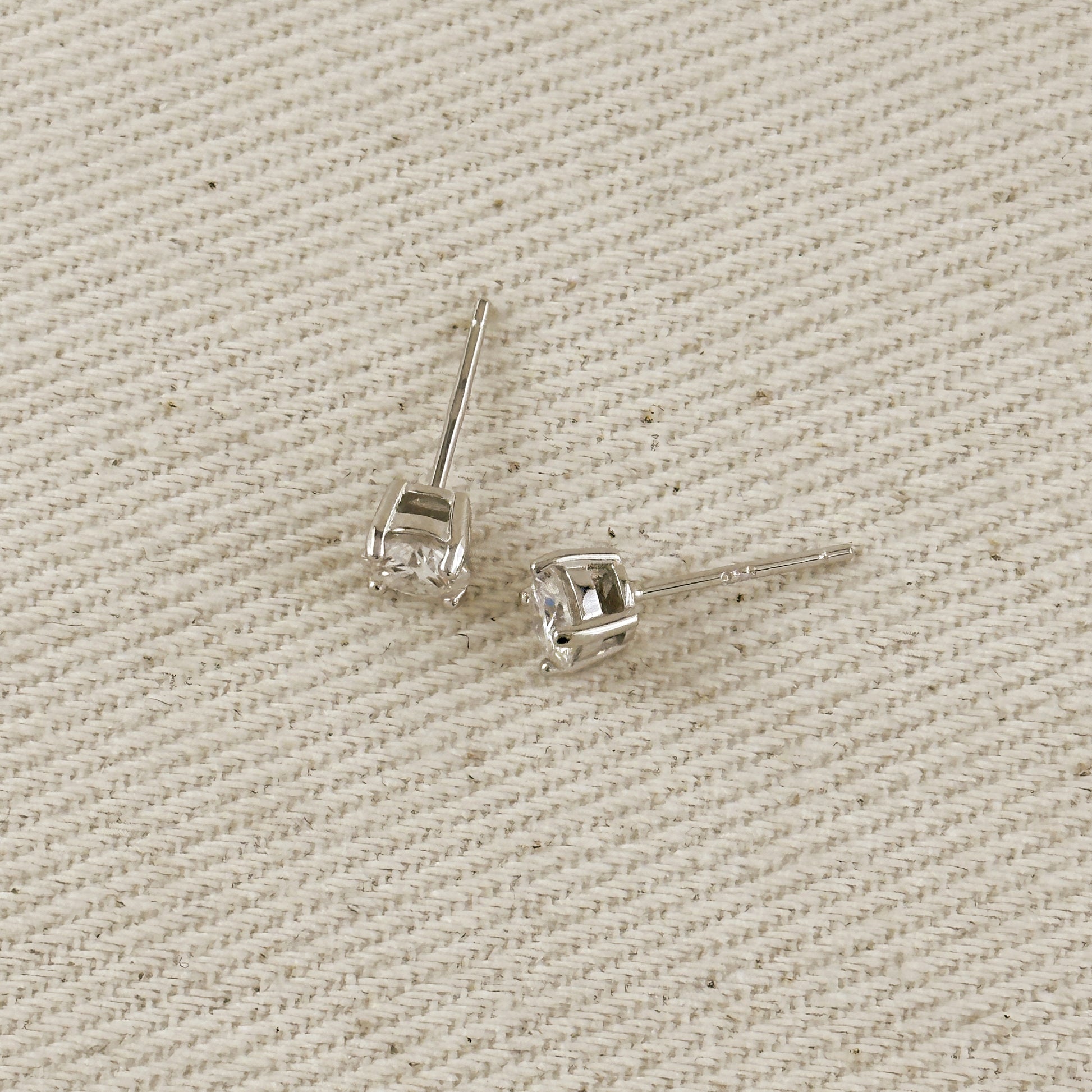 .925 Sterling Silver Rhodium Plated 5.0 mm Round Cut Moissanite Stud