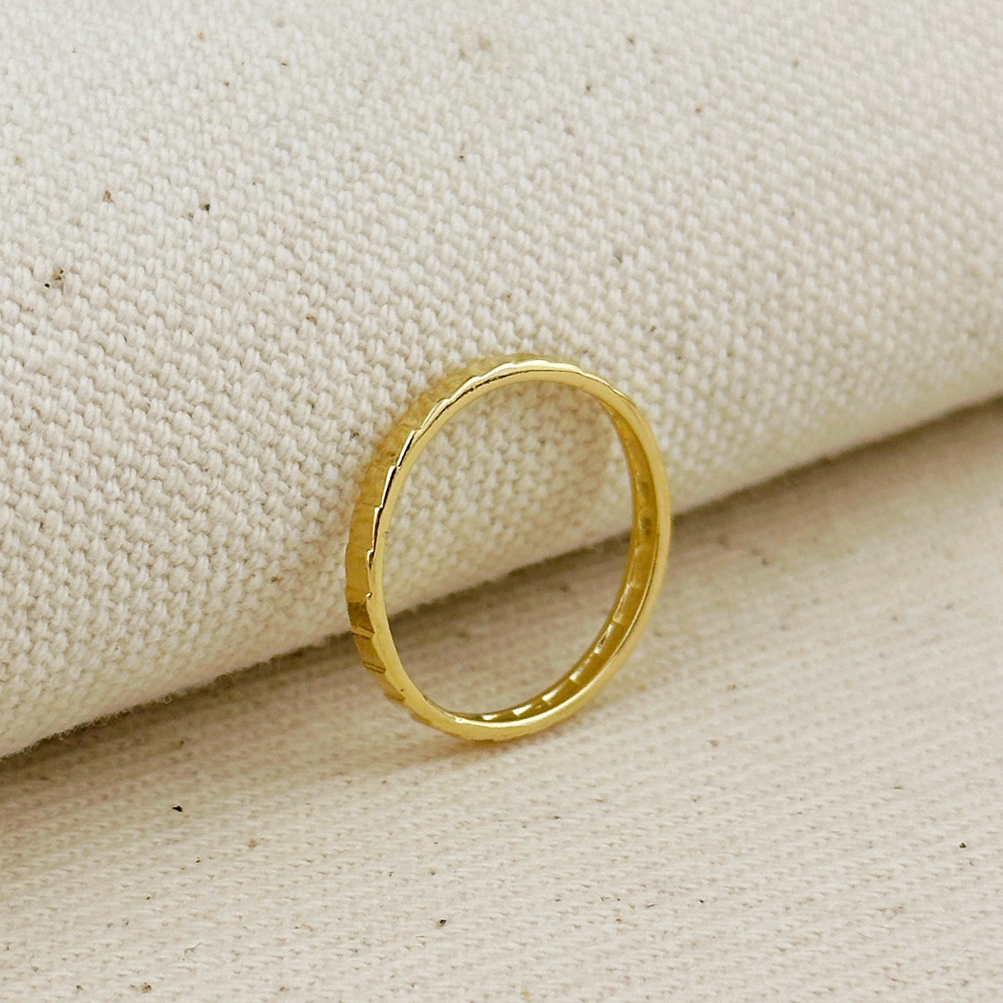 18k Gold Filled 2mm Diamond Cut Band Ring