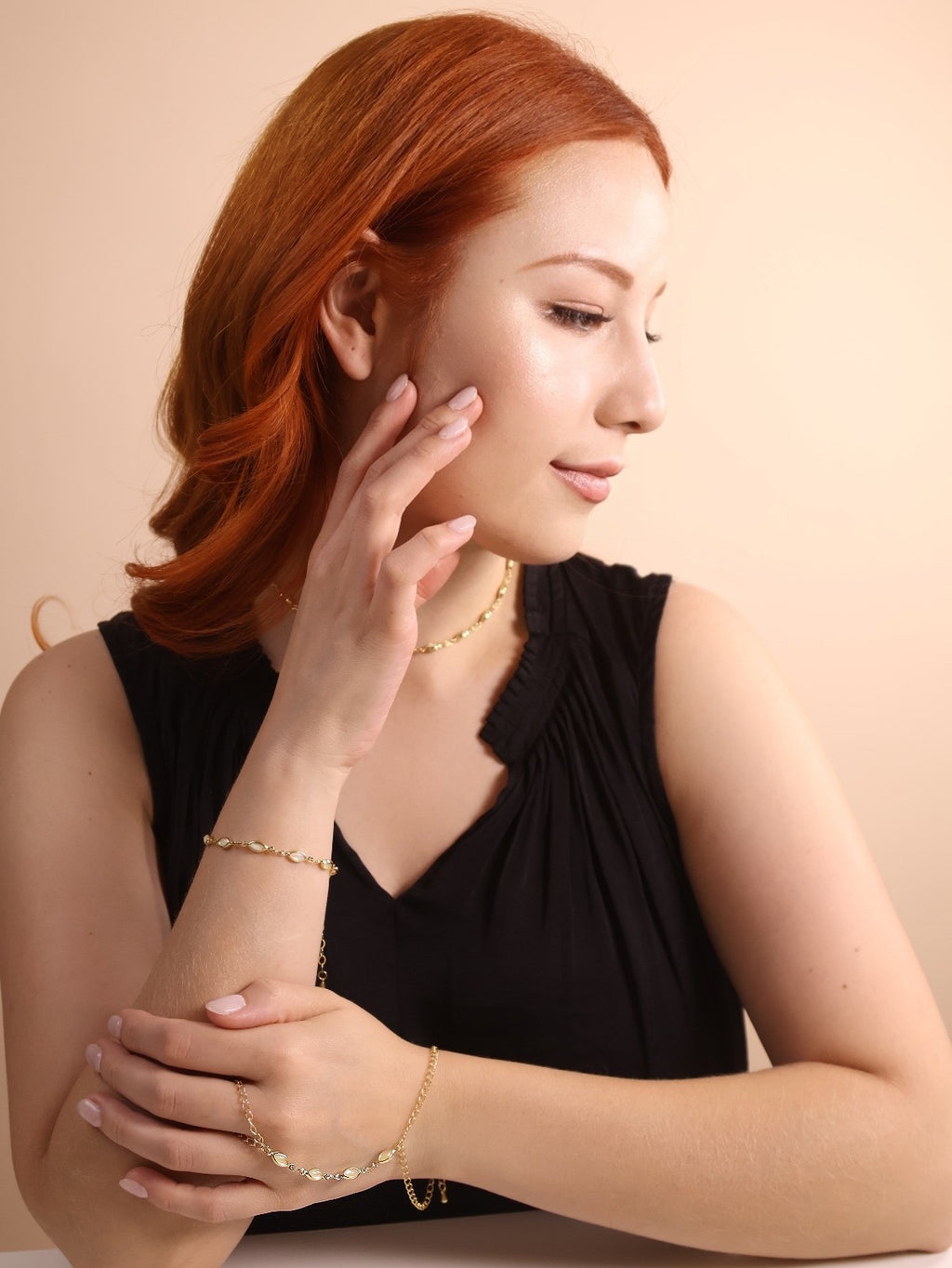 18k Gold Filled Ellipse Opal Hand Chain