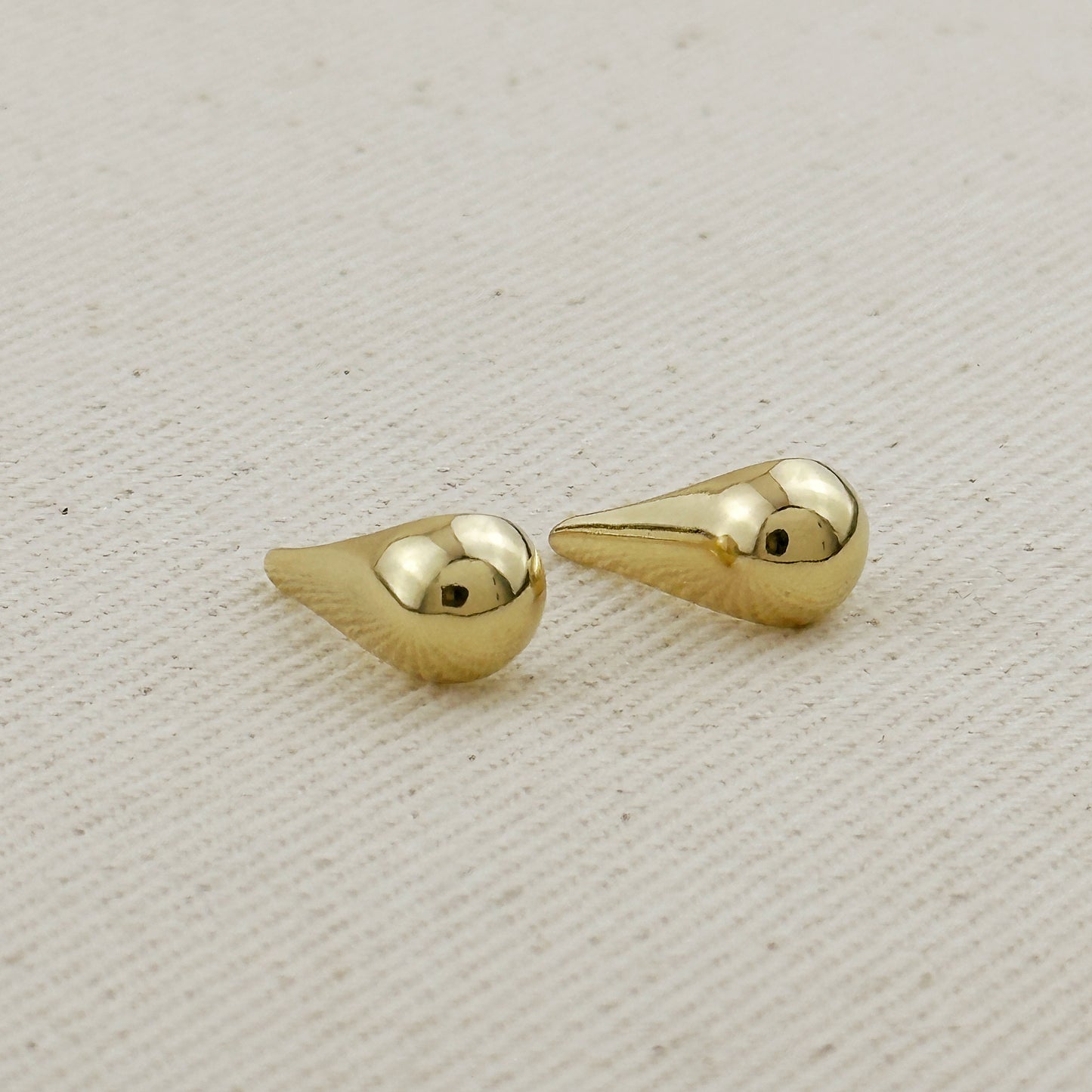 18k Gold Filled 15mm Teardrop Stud Earrings