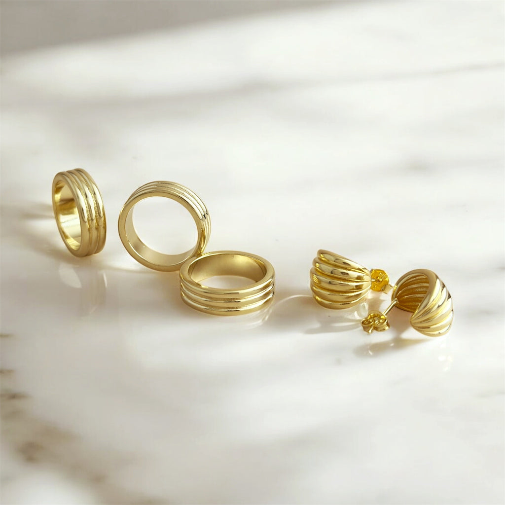 18k Gold Filled Groove C-Hoop Earrings