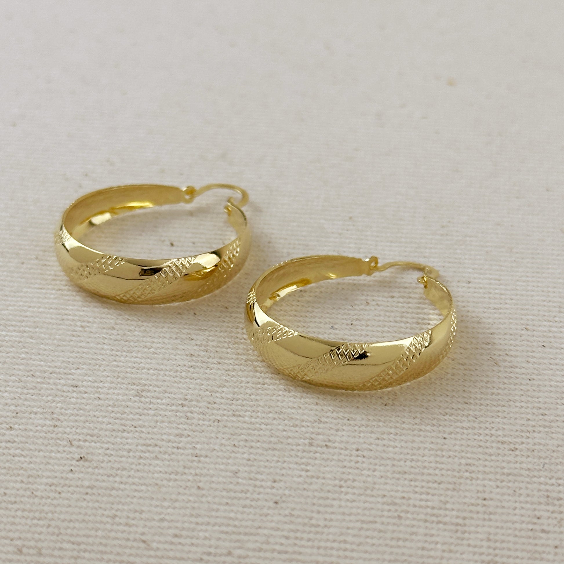 18k Gold Filled Vintage Ribbon Hoop Earrings