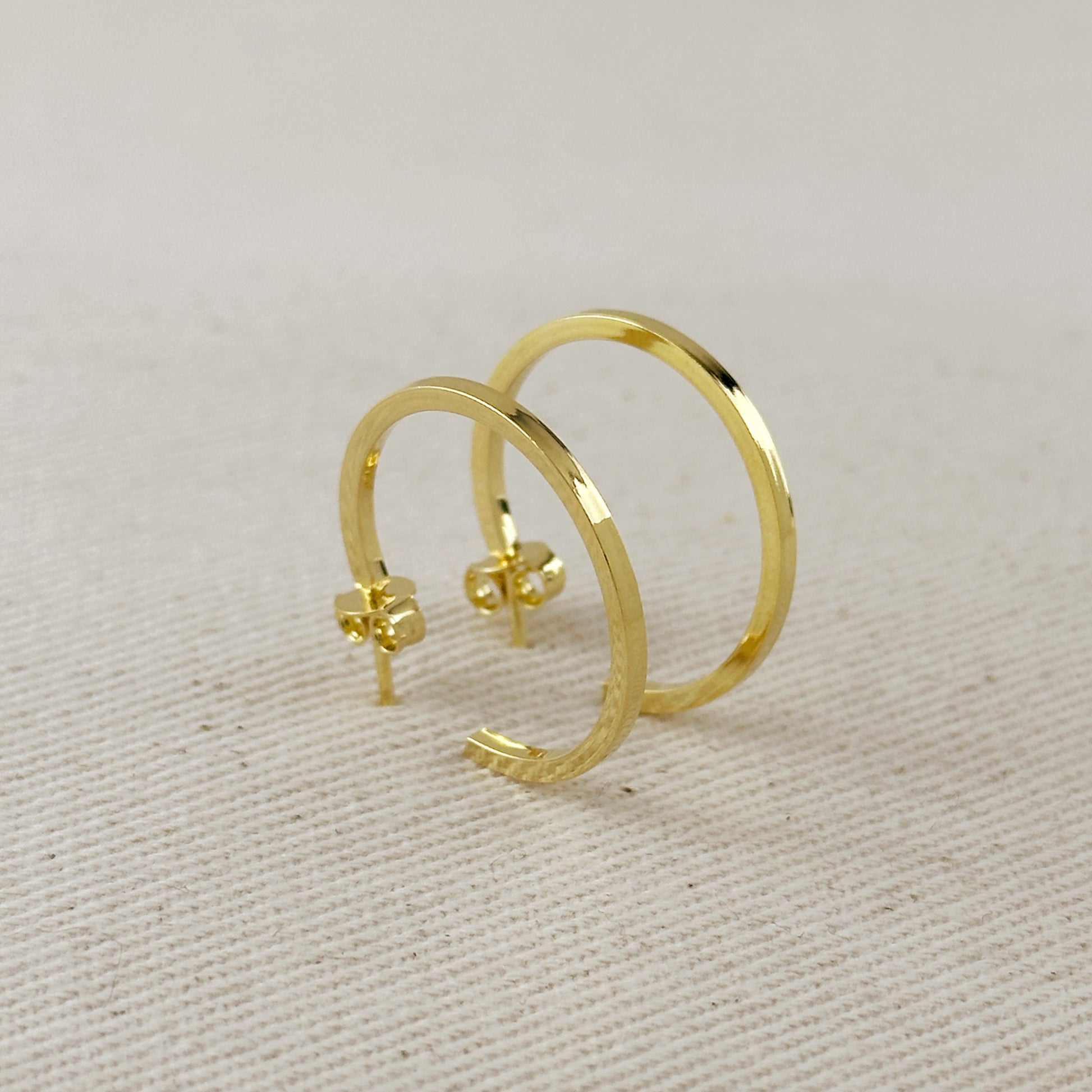 24mm Wire C-Hoop Earrings
