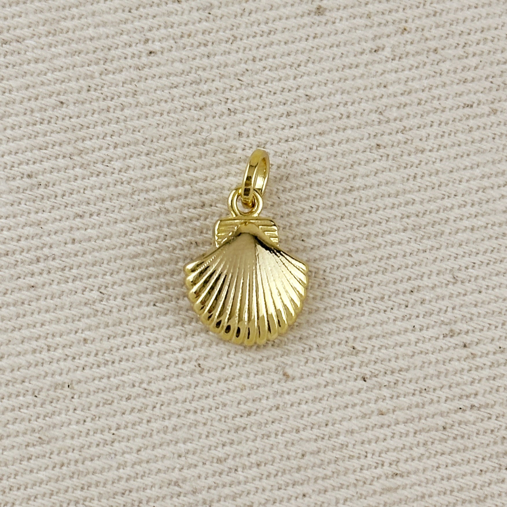 18k Gold Filled Scalloped Shell Charm