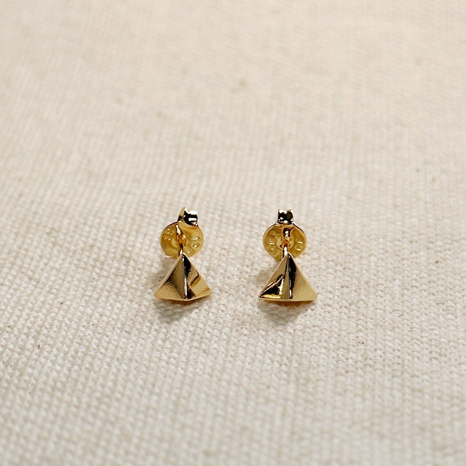 Minimalist Stud Earrings in Gold Statement Fashion Jewelry for Women –  www.MyBodiArt.c… | Gold earrings studs simple, Minimalist earrings studs, Small  earrings gold