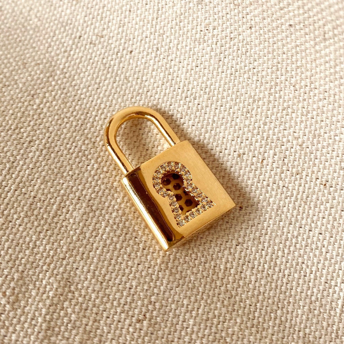 GoldFi 18k Gold Filled Fine Polished Love Lock Pendant