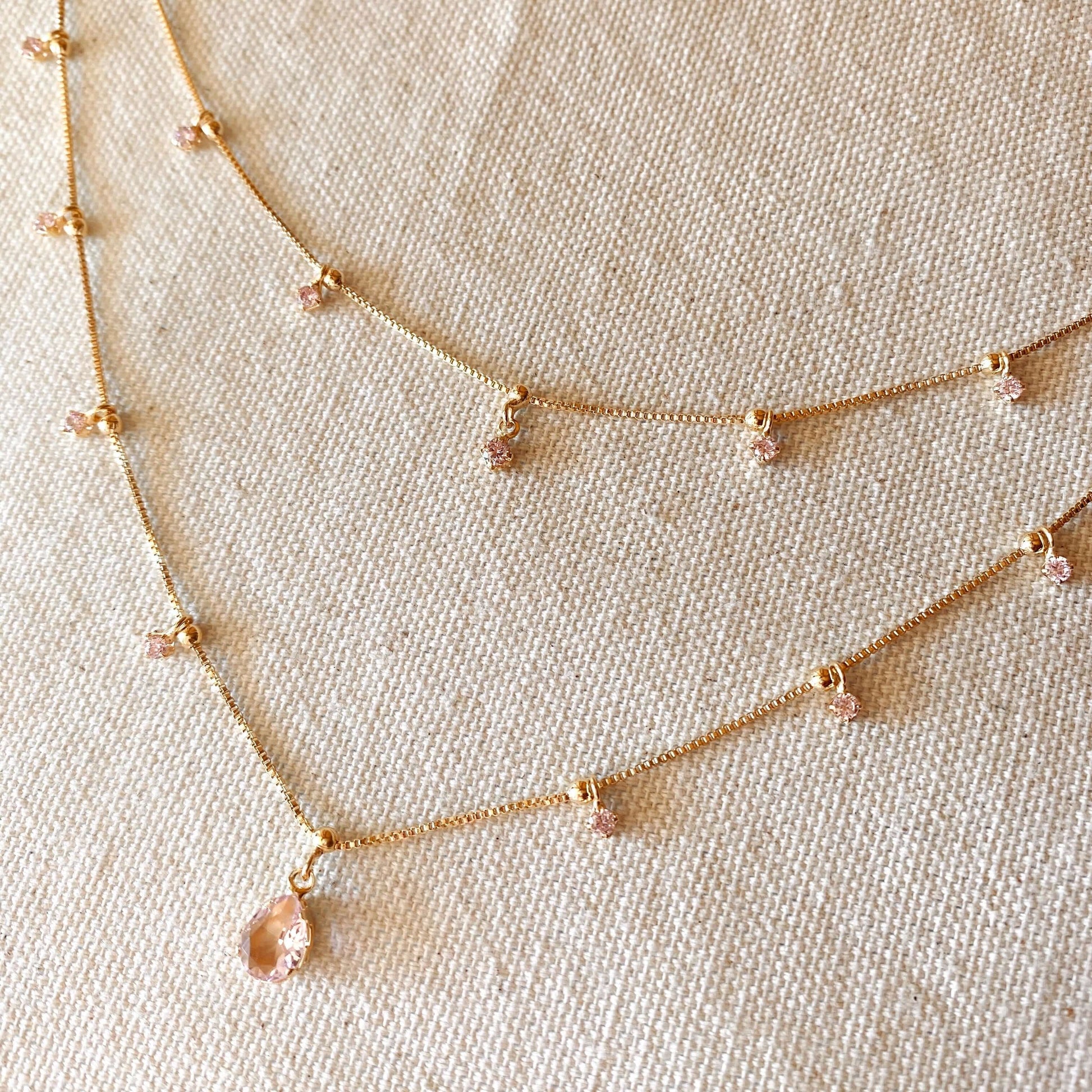 How to Layer Your Jewelry - The Girl from Panama