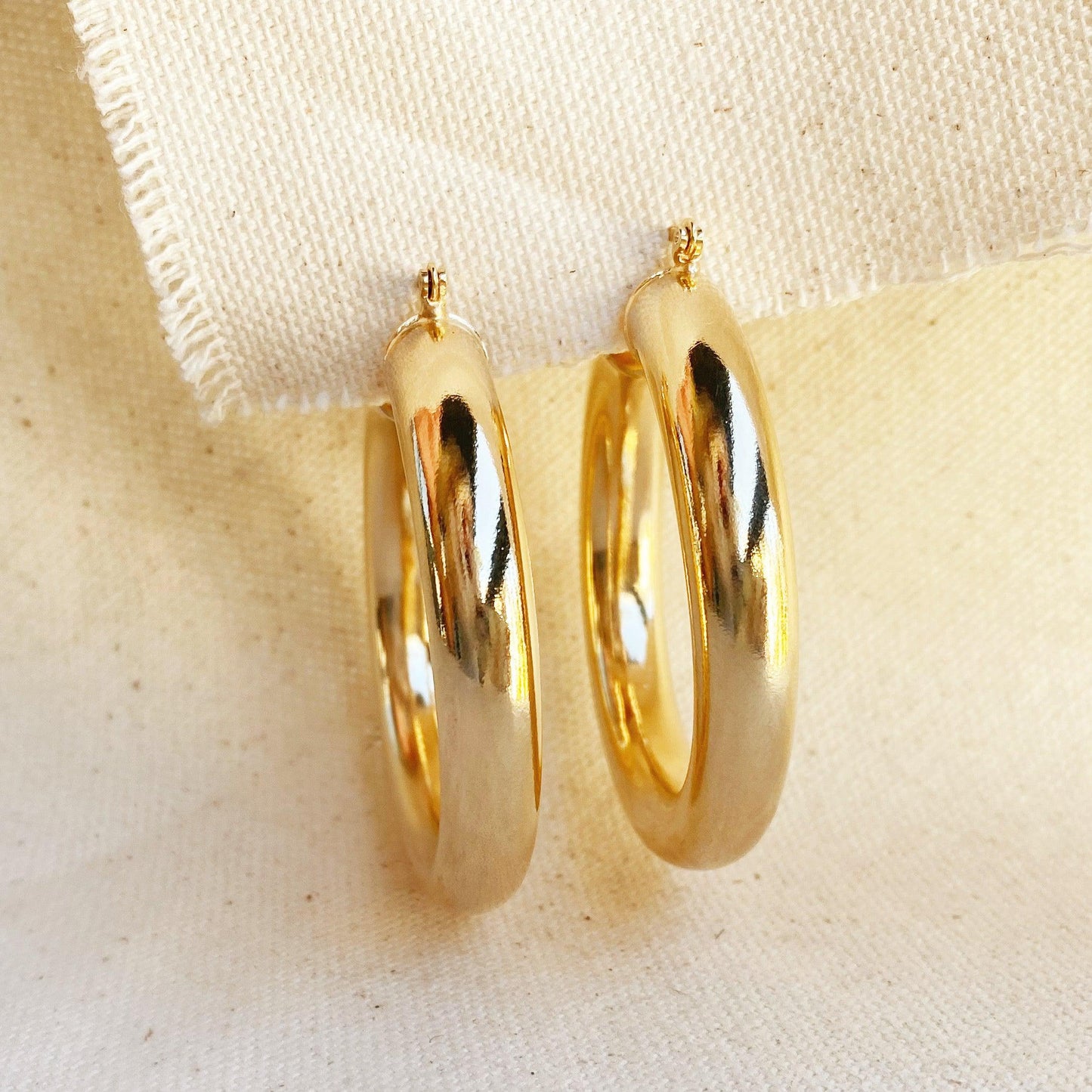 GoldFi Selena Design 18k Gold Filled Chunky Plain Tube Hoop Earrings