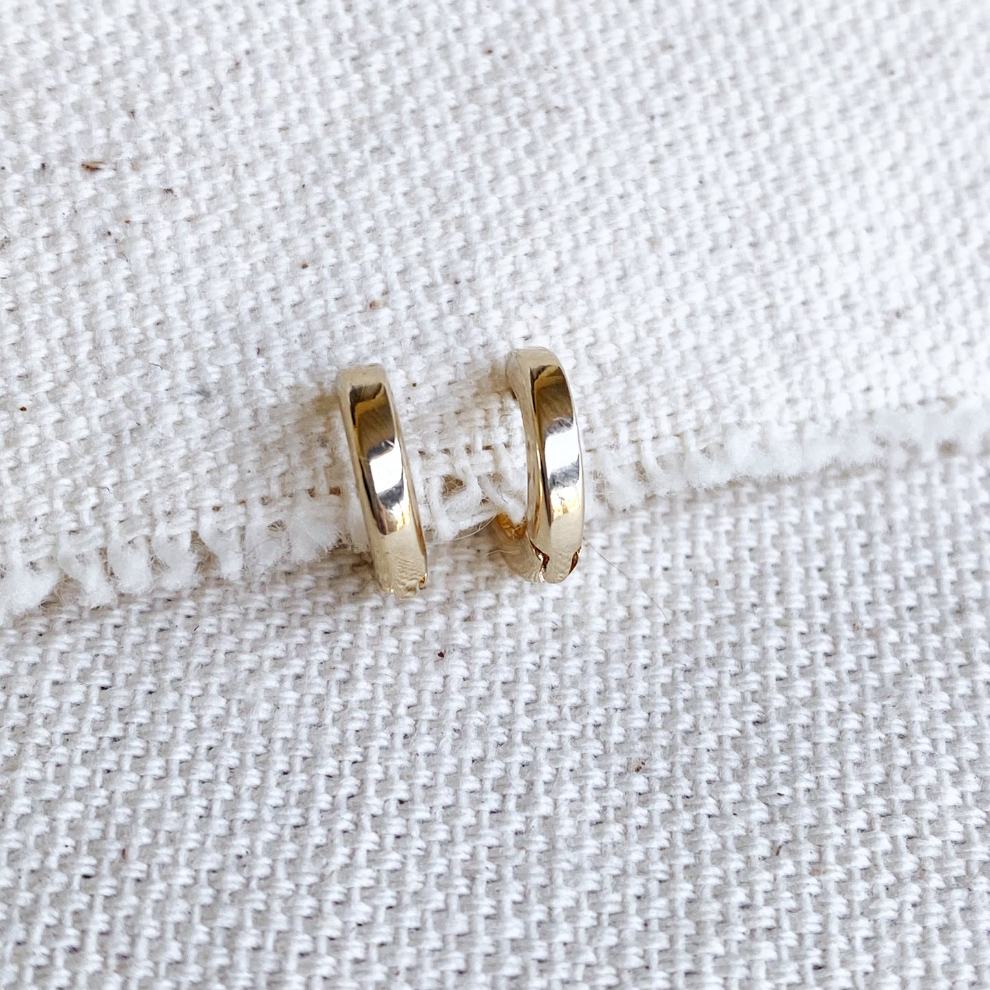 GoldFi 18k Gold Filled 1.0mm Clicker Hoop Earring