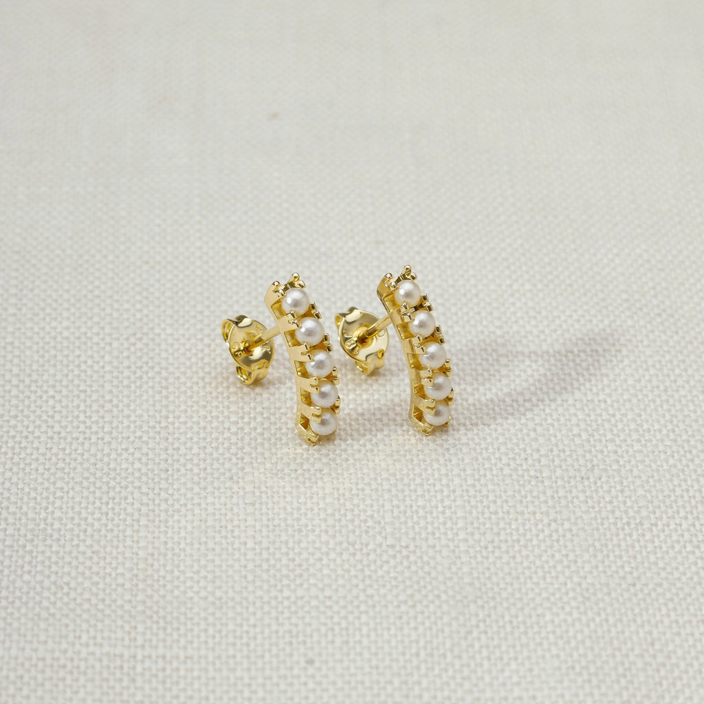 18k Gold Filled Small Synthetic Pearls Earrings