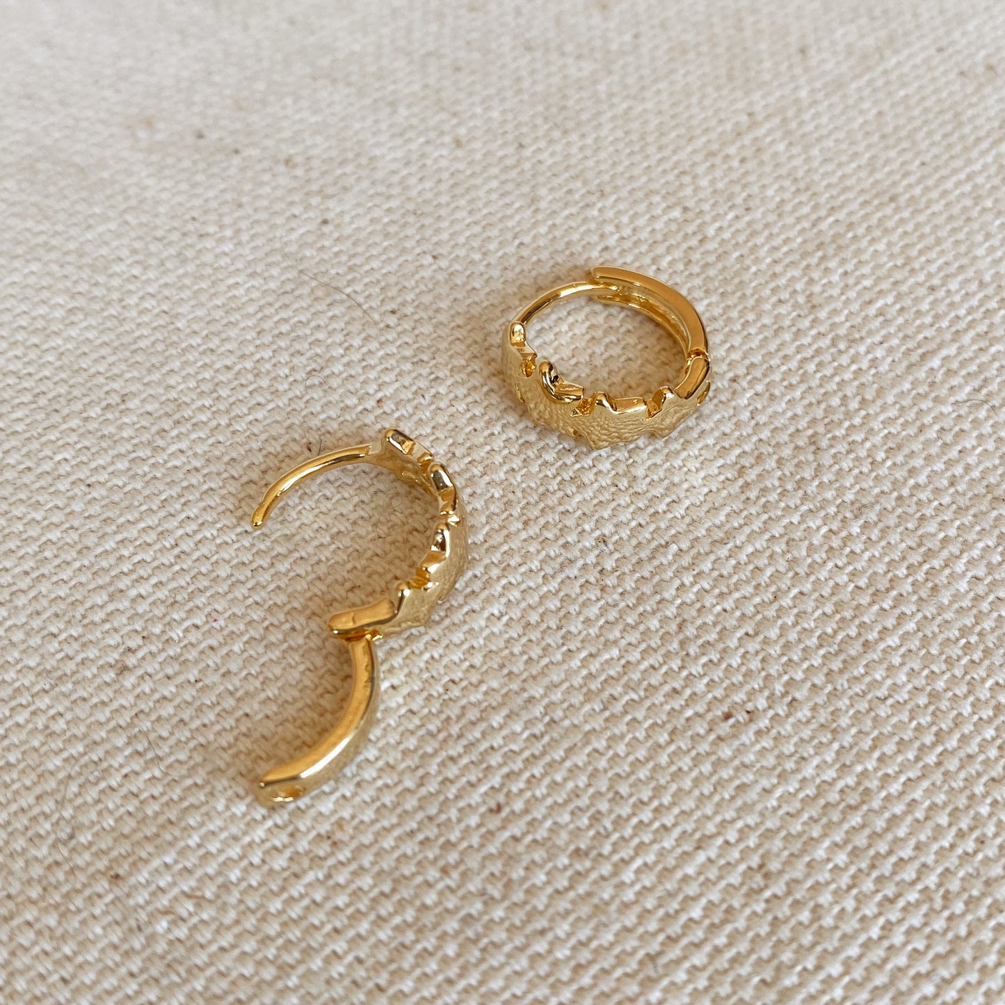 GoldFi 18k Gold Filled Stars Clicker Hoop Earrings