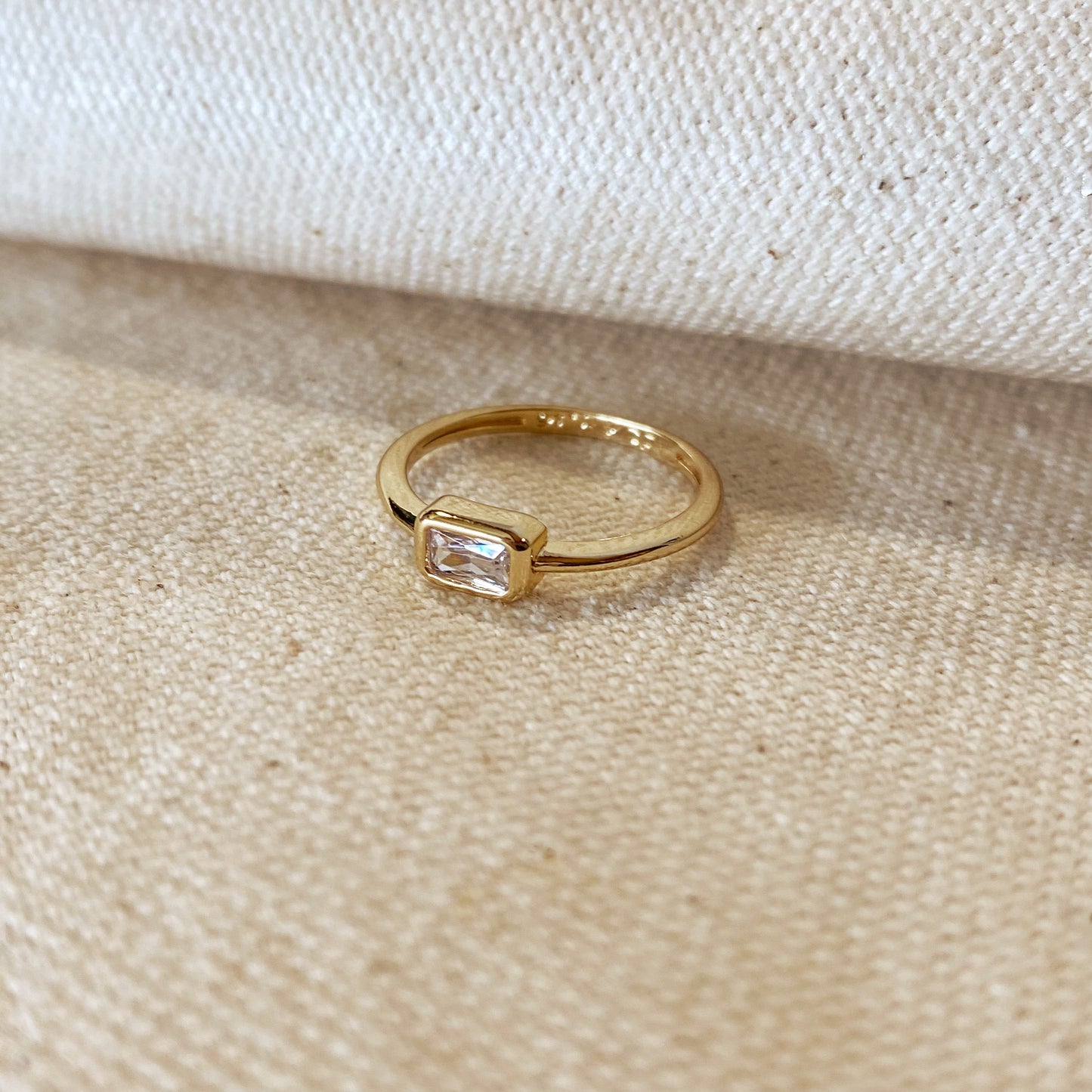 18k Gold Filled Rectangle Solitaire Ring