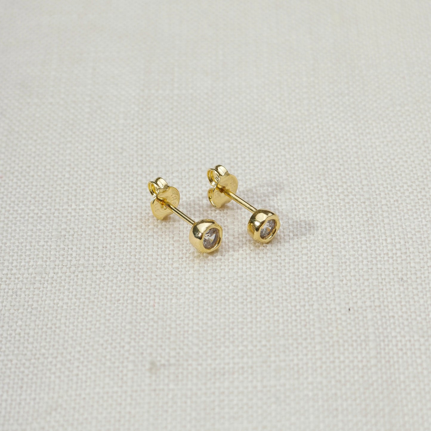 18k Gold Filled  4mm Round Bezel Cubic Zirconia Stud Earrings