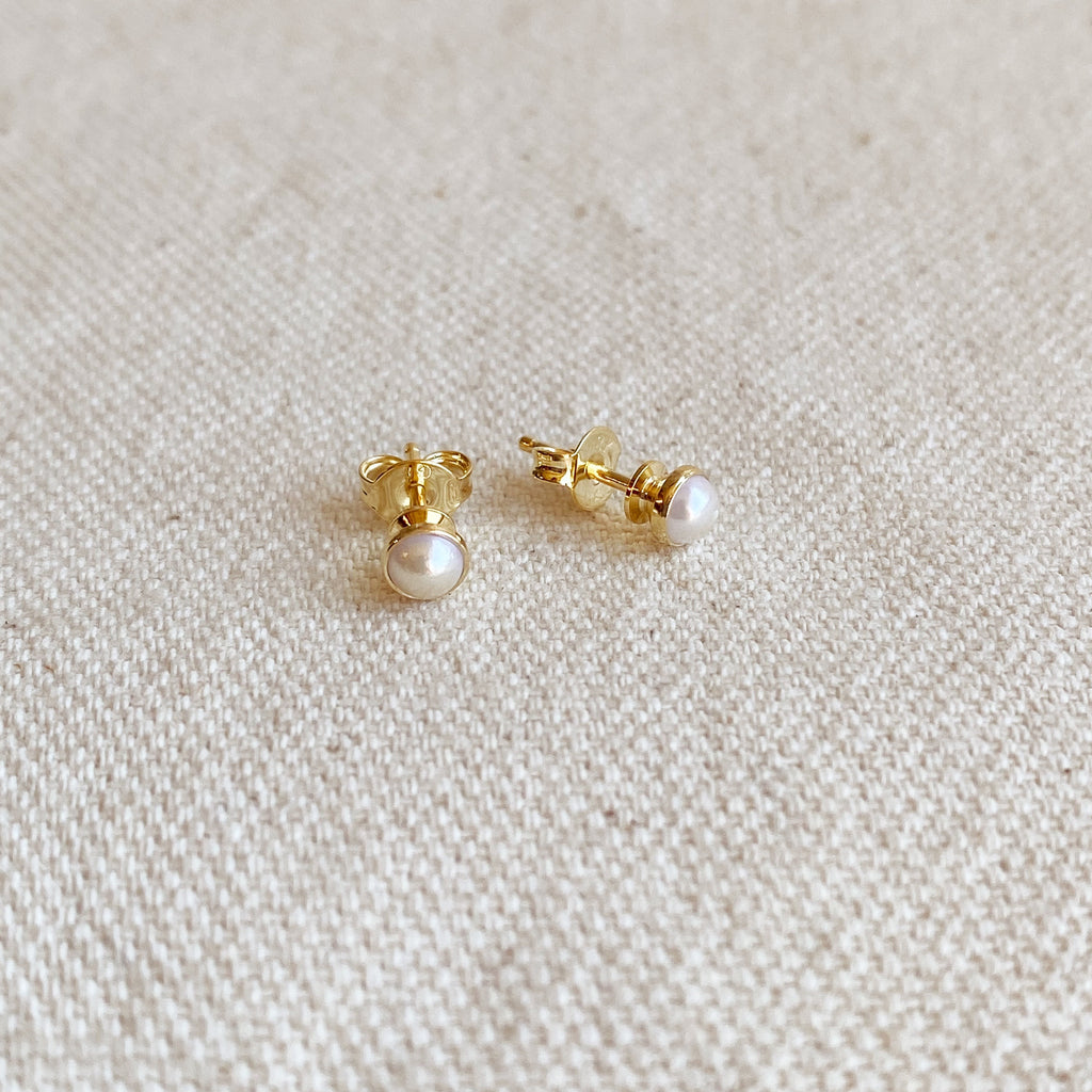 18k Gold Filled 4mm Simulated Pearl Stud Earrings
