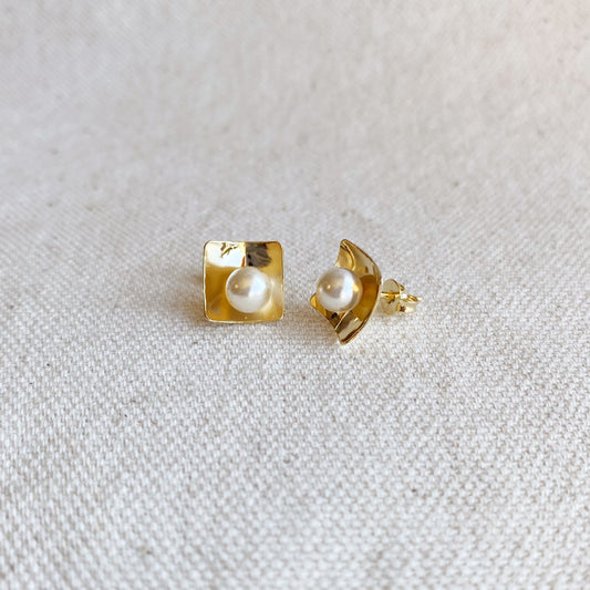 18k Gold Filled Pearl Stud Earrings In A Square Plate