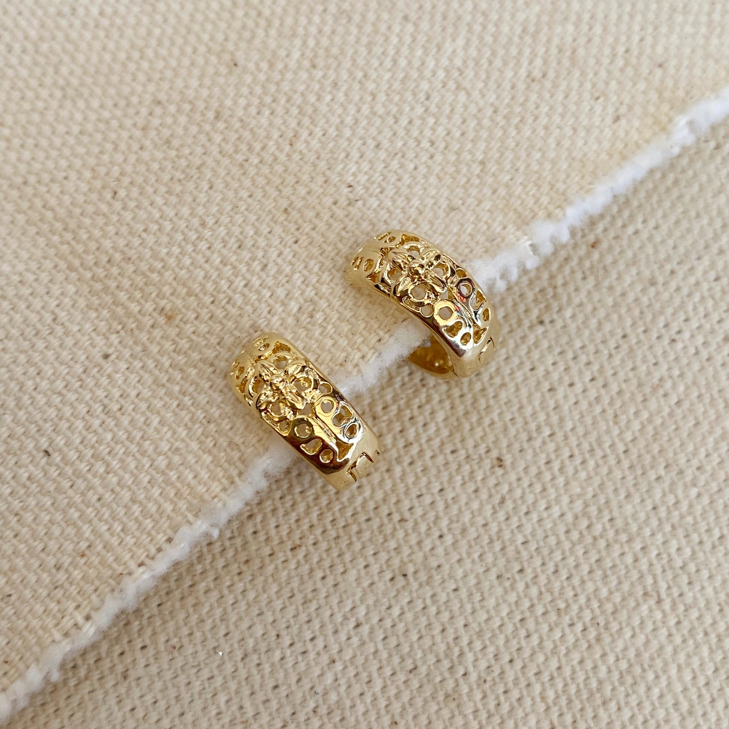 GoldFi 18k Gold Filled Vintage Flower Clicker Hoop Earrings