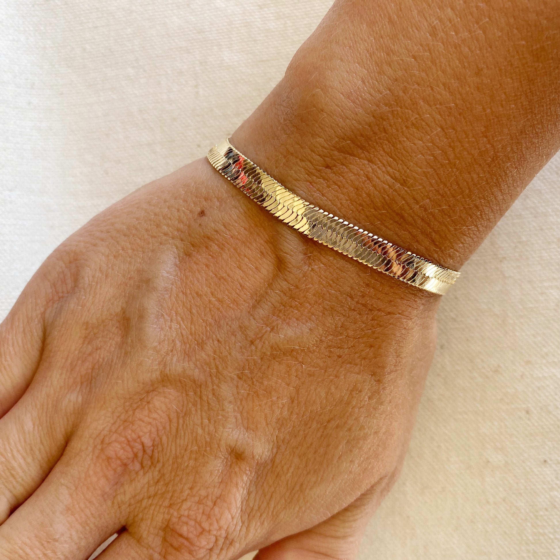 GoldFi 18k Gold Filled 6mm Herringbone Bracelet