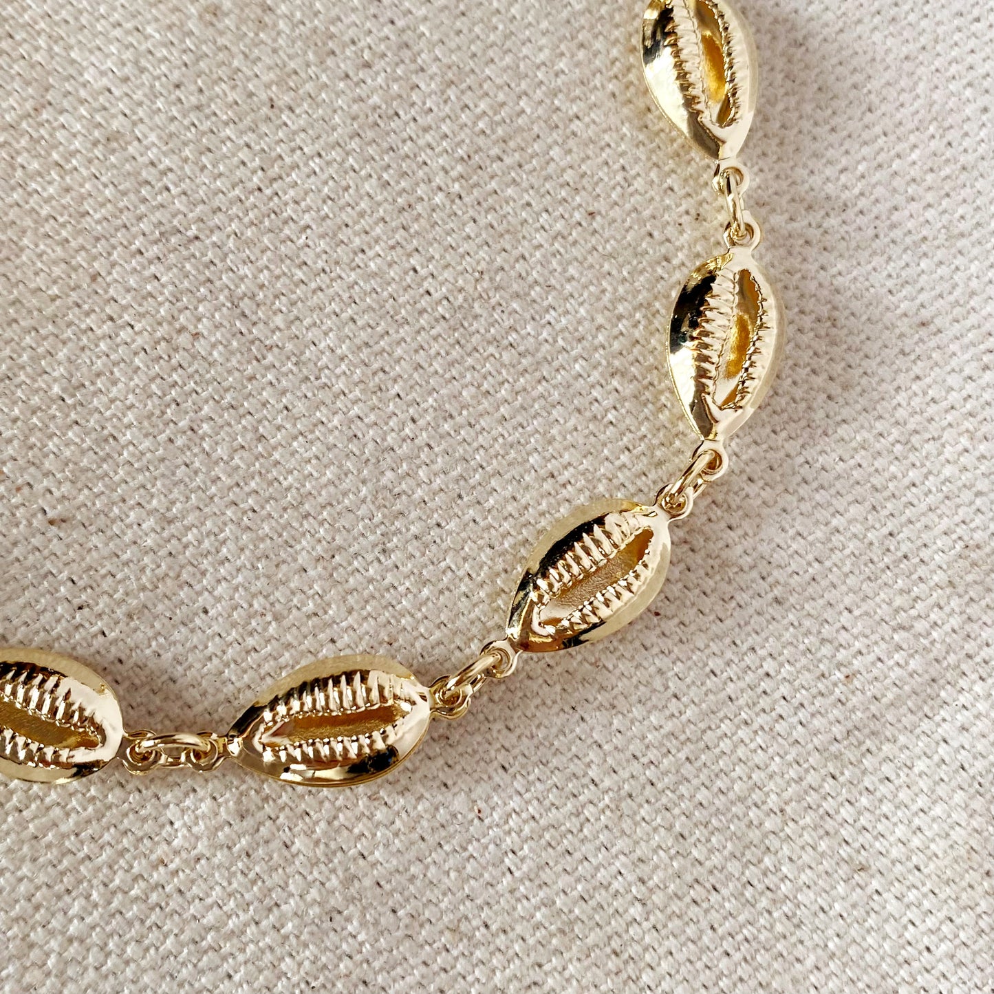 18k Gold Filled Cowrie Shell Bracelet