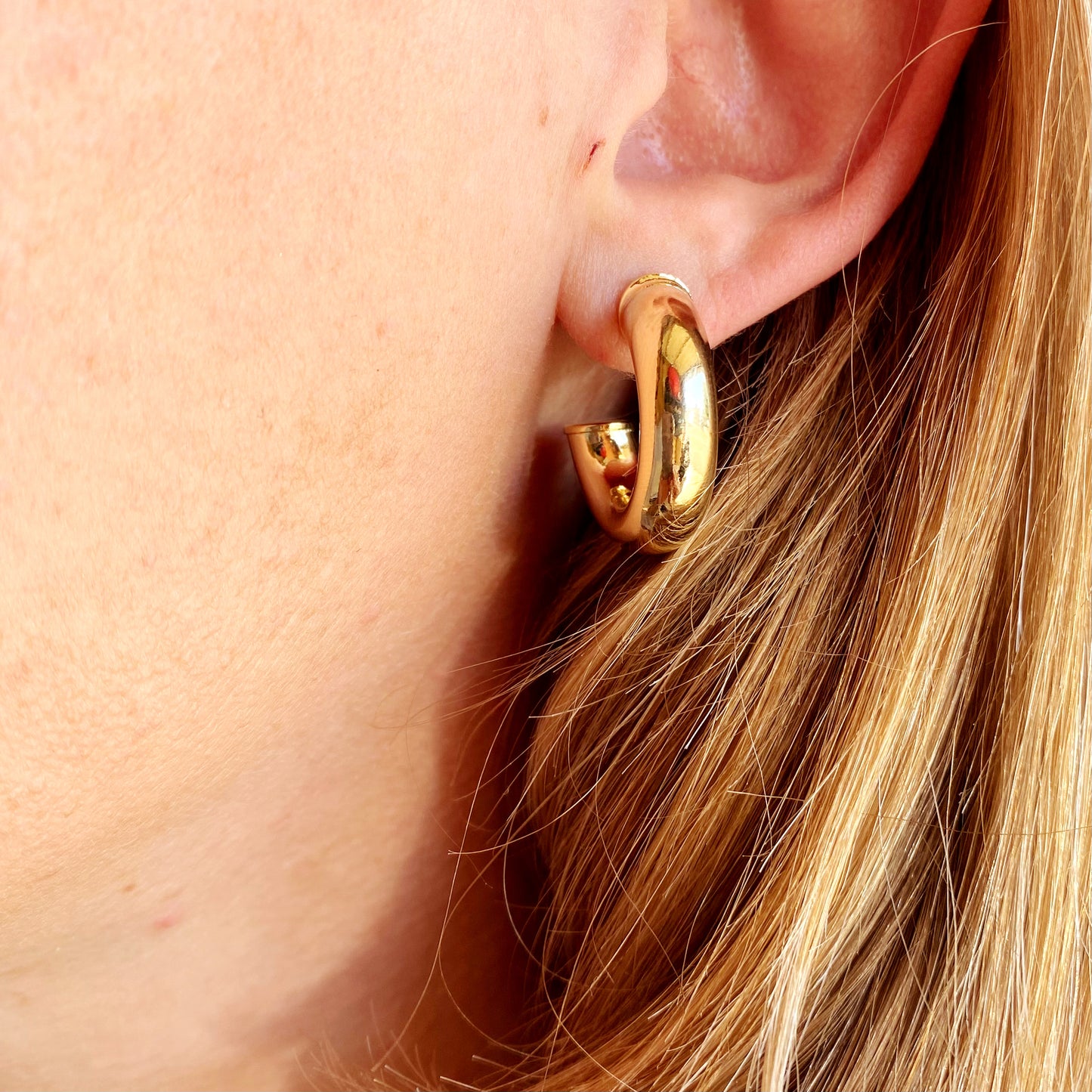18k Gold Filled 25mm Chubby C-Hoop Earrings
