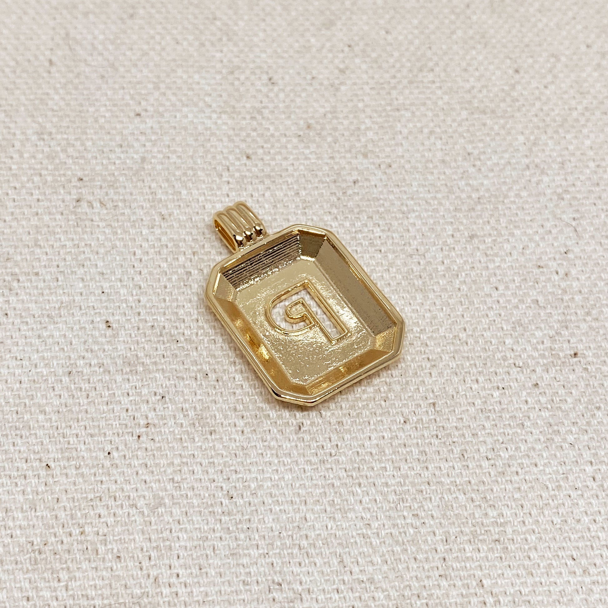 GoldFi 18k Gold Filled Initial Plate Pendant Letter P