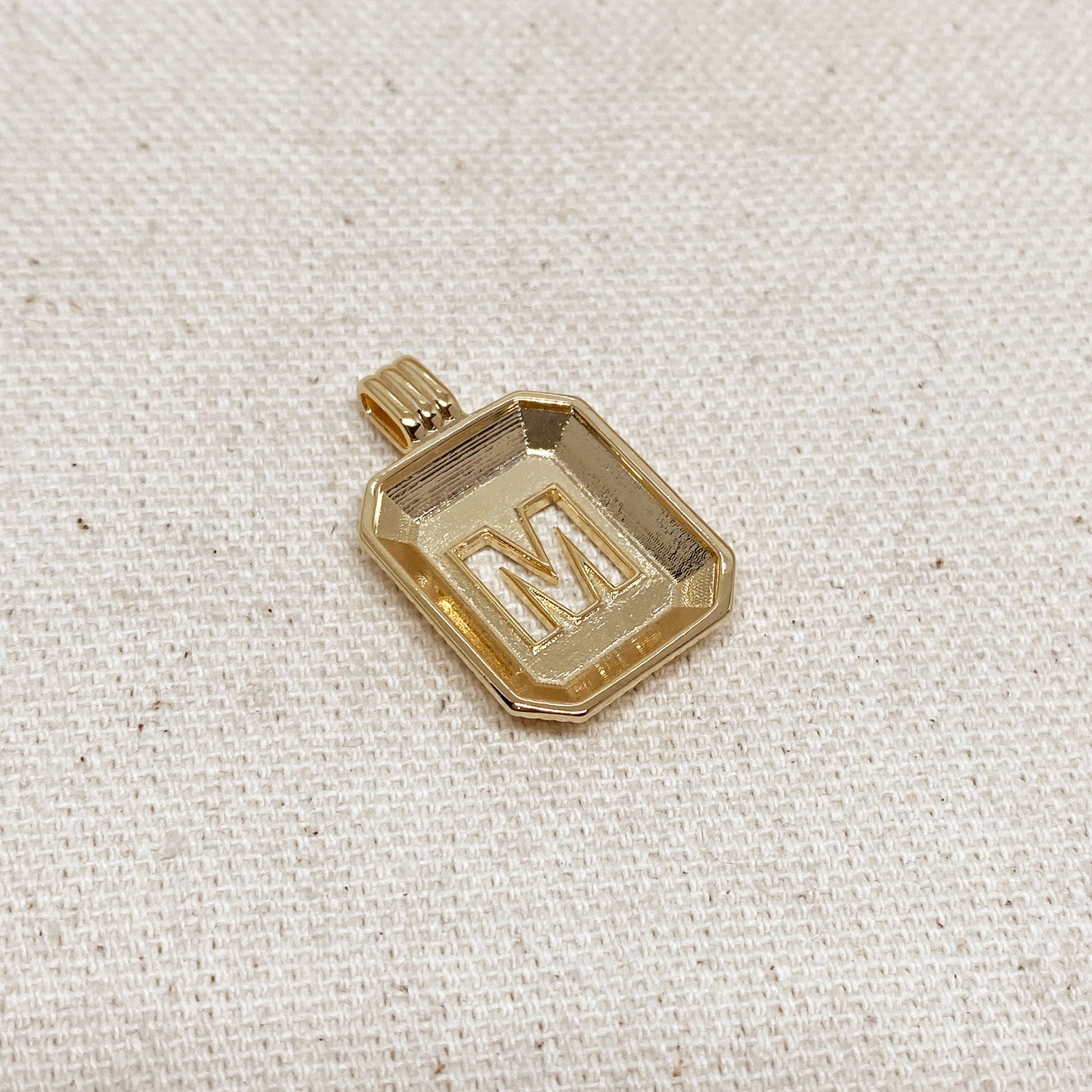 GoldFi 18k Gold Filled Initial Plate Pendant Letter M